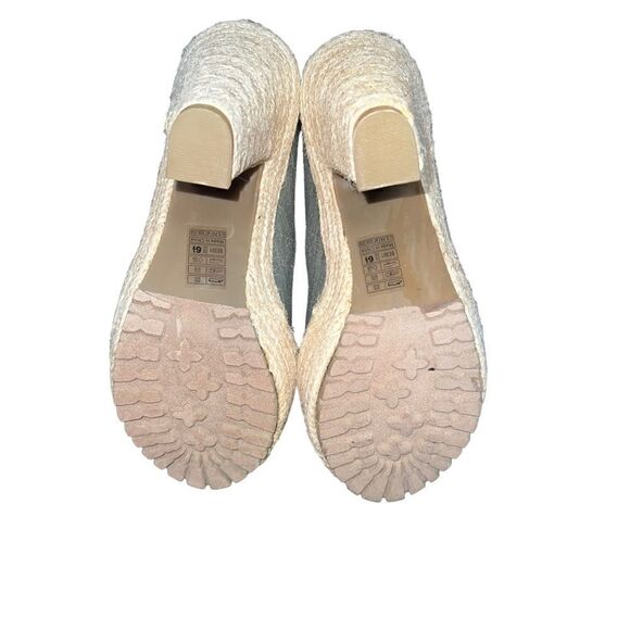 Blowfish wedges career gray with knot accent peep toe Size 9 1/2 - Picture 9 of 9